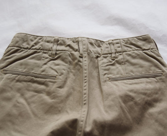 BR40025/ Buzz Ricksons BR40025 / BUZZ RICKSON’S ORIGINAL SPEC. CHINOS KHAKI (ONE WASH)