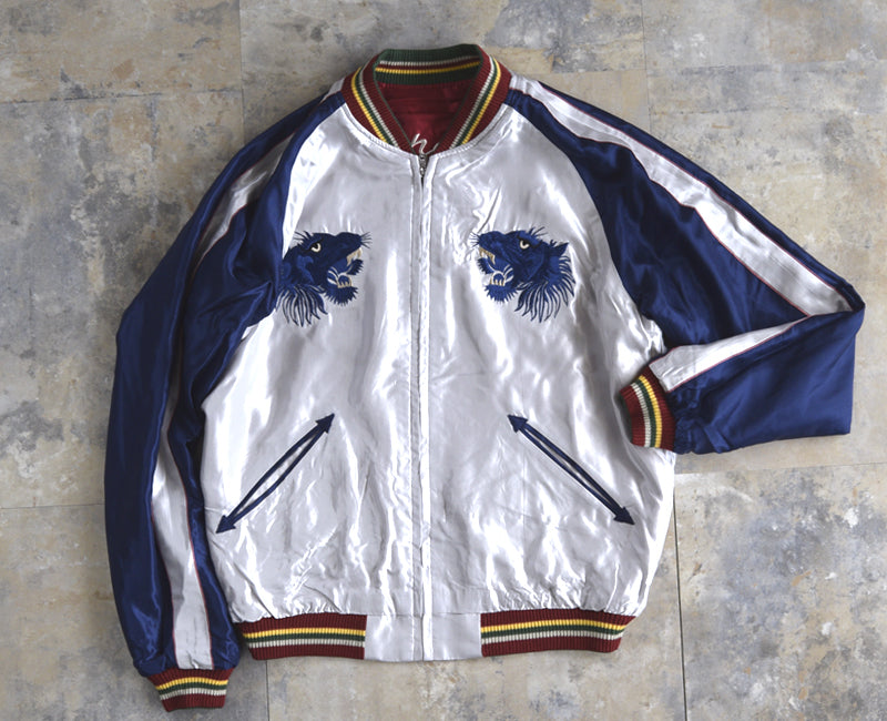 TT15790-170 ： TAILOR TOYO 東洋 Mid 1950s Style Acetate Souvenir Jacket 【EAGLE × BLUE TIGER】